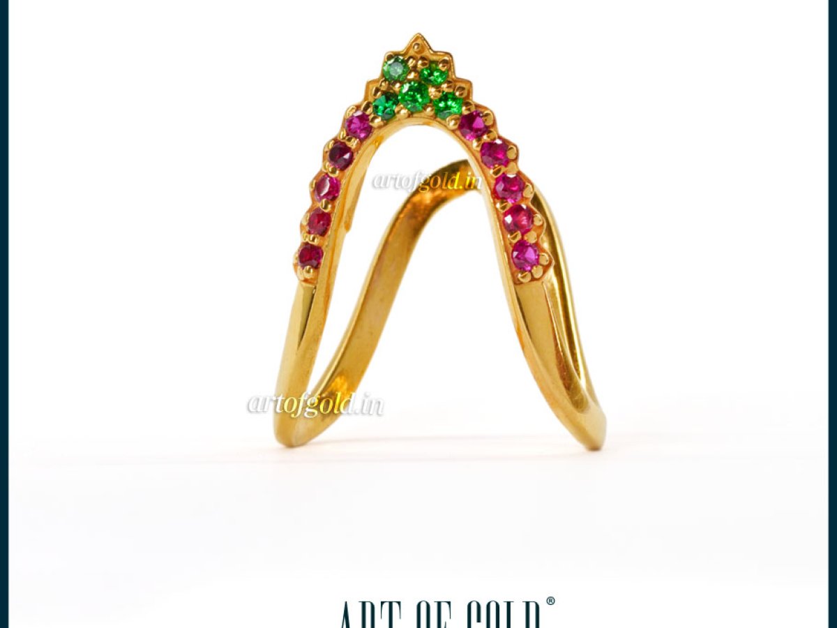 Gold Vanki Ring