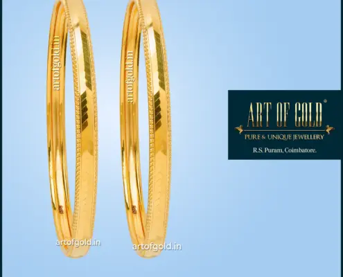 Simple daily use gold bangle